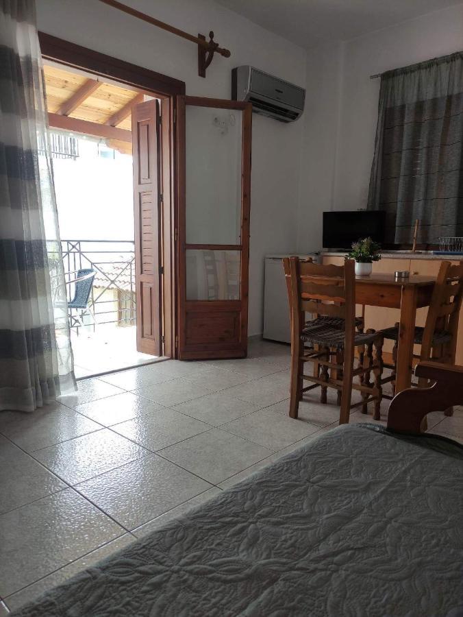 Mata'S House Apartment Skiathos Town Exterior photo